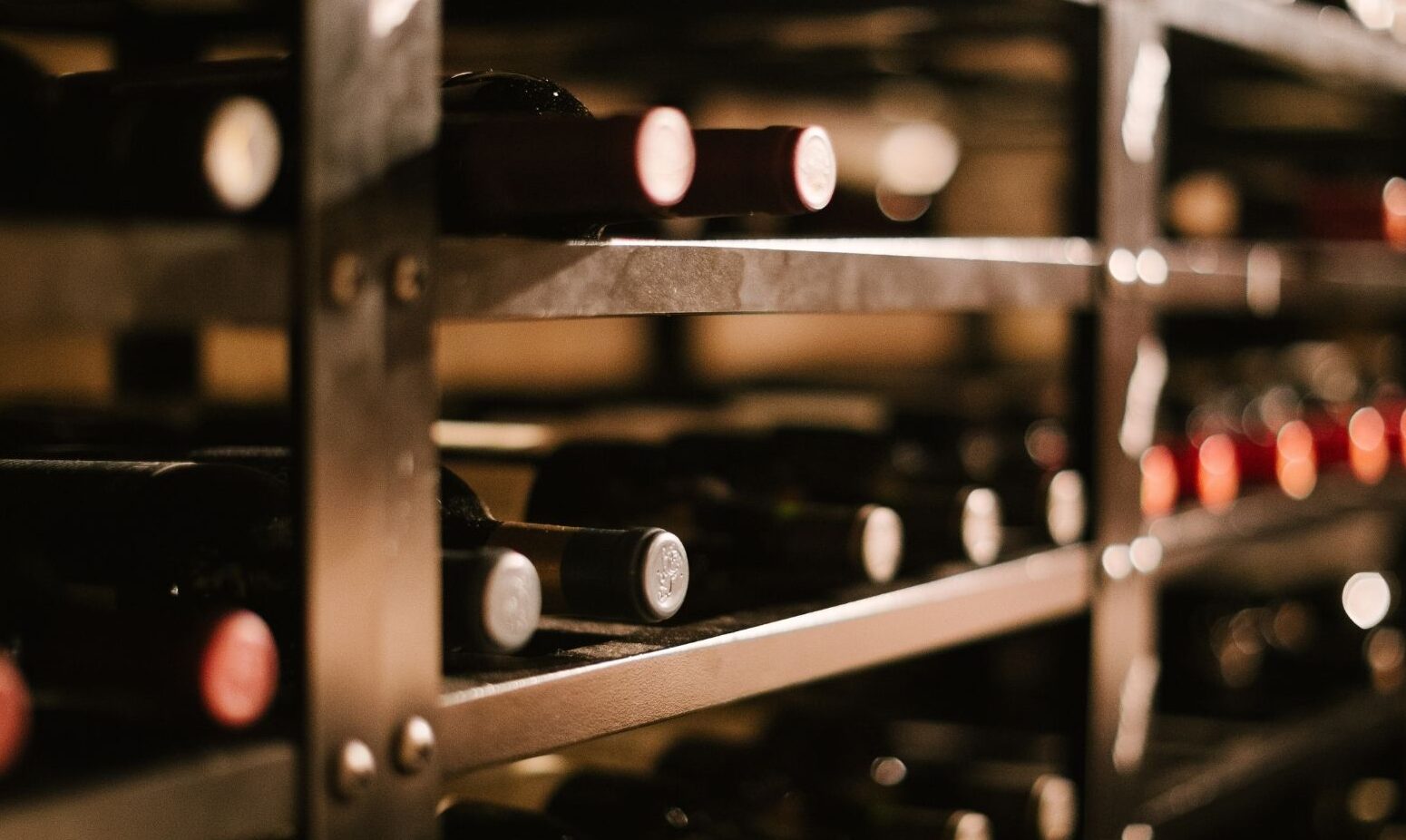 Weinregal Keller – Welche Weinregale eignen sich für den Keller?
